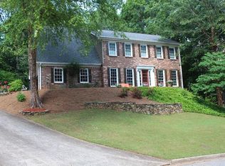 3275 Woodchuck Way, Suwanee, GA 30024
