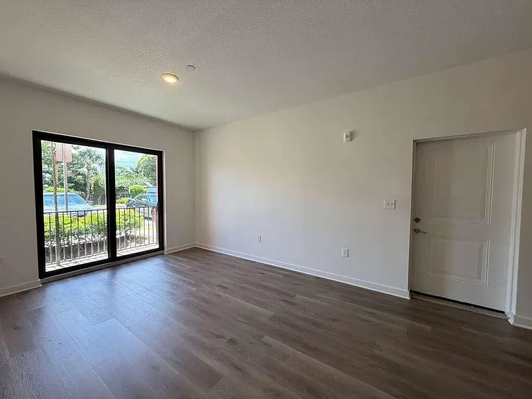 4260 Lakewood Rd #205 — Photo 16