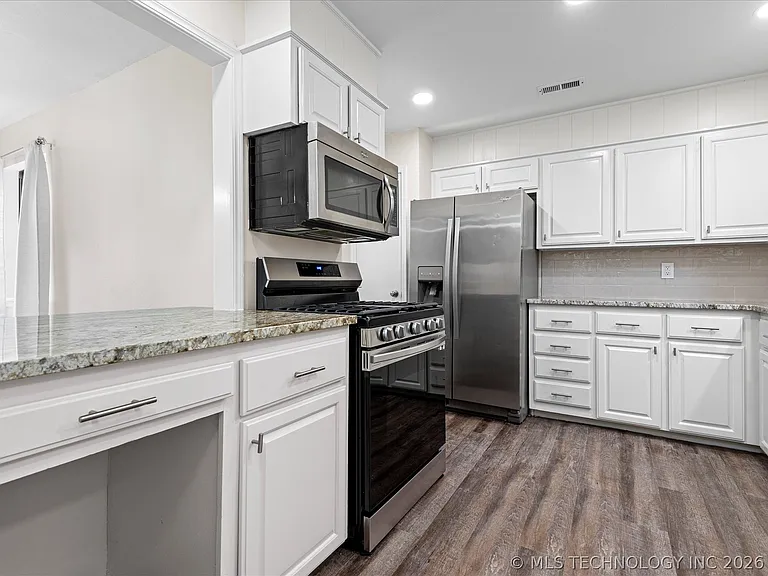 428 S Shawnee Ave — Photo 8
