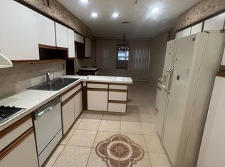 109 Princeton Rd #1, Elizabeth, NJ 07208