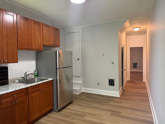 2nd image of 2503 N Calvert St APT 1