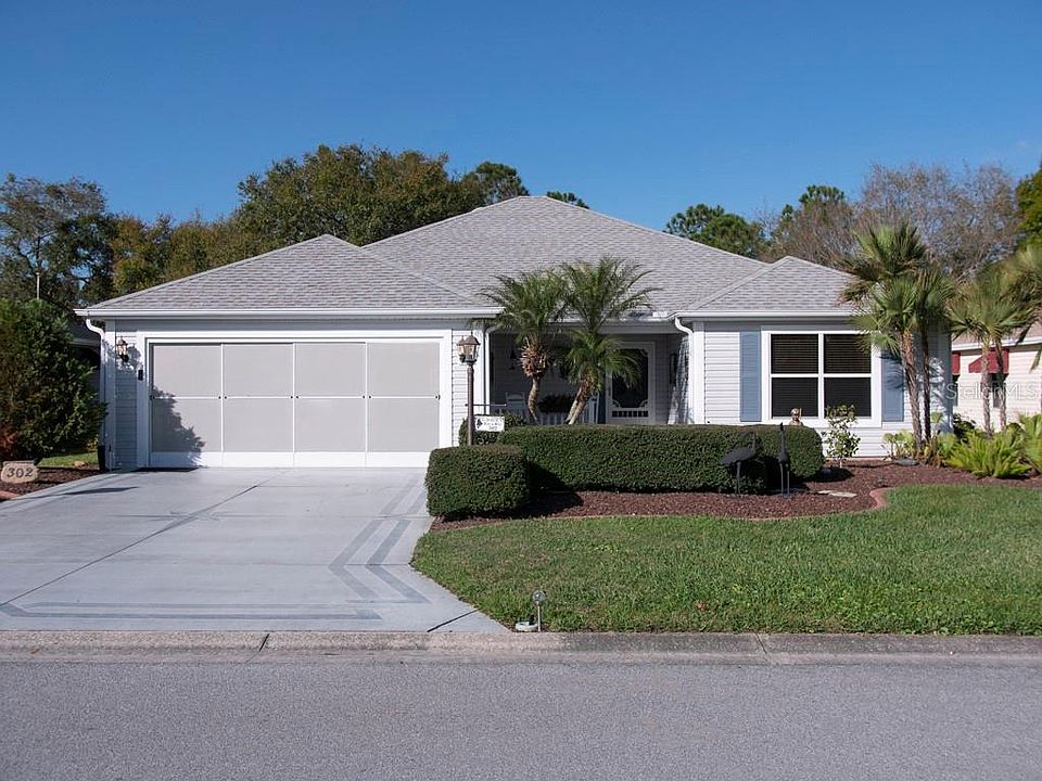 1st image of 302 Carrera Dr