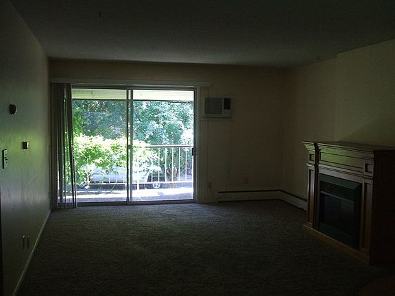 5th image of 2911 E 32nd Ave APT 8