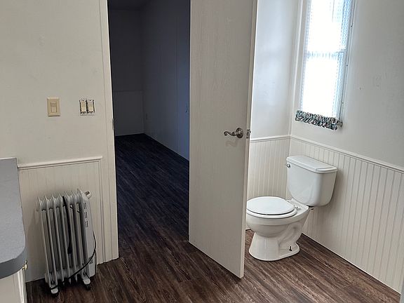 5th image of 18065 Chapel Ln