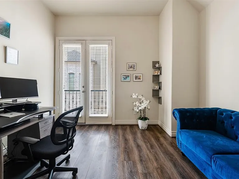 2710 Sherwin St — Photo 24