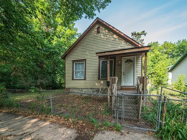 873 Marion St, Saint Paul, MN 55117