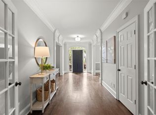 100 Barnard Pl, Sandy Springs, GA 30328