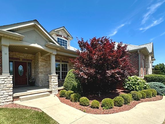 3rd image of 1304 Woodberry Dr