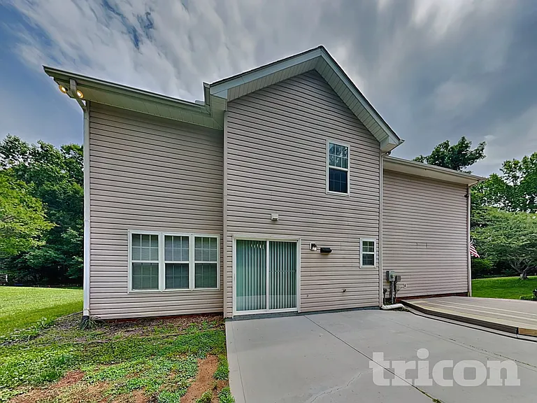 7198 Oxford Bluff Dr — Photo 15
