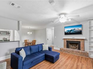 612 Tuxworth Cir, Decatur, GA 30033