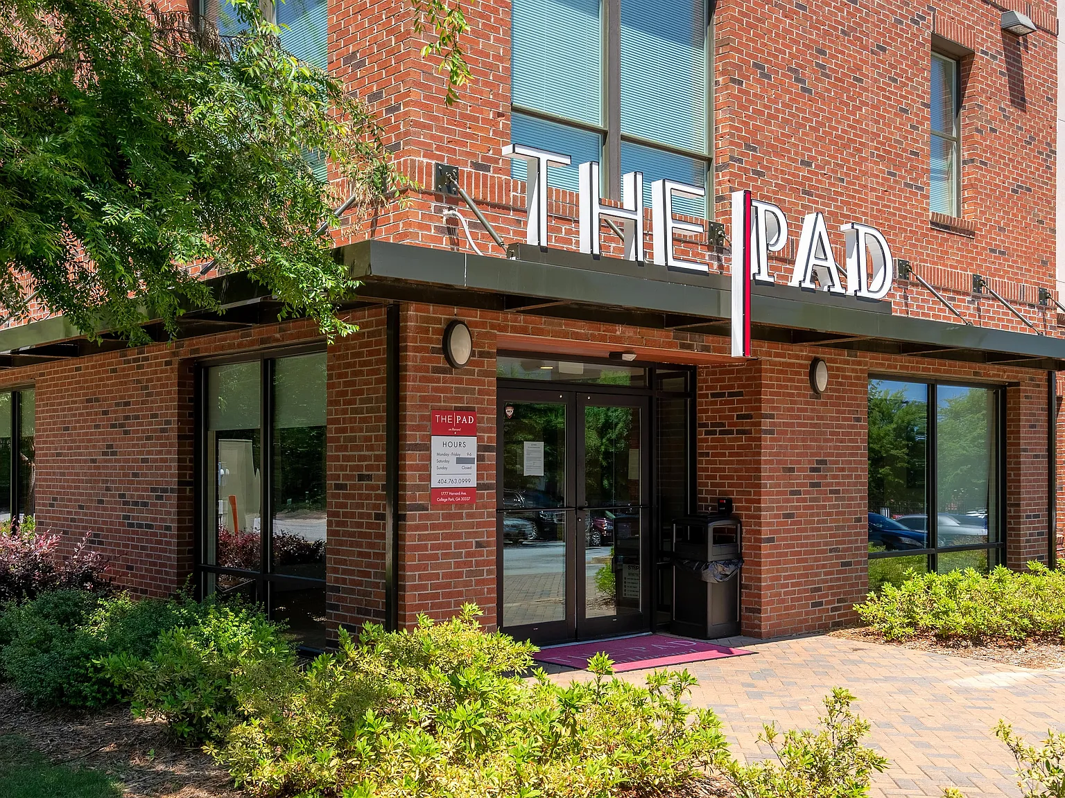 The Pad on Harvard — Photo 2