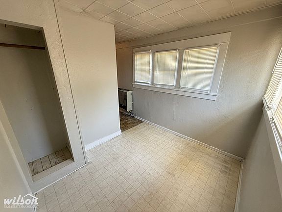 5th image of 606 S 6th Ave APT 1