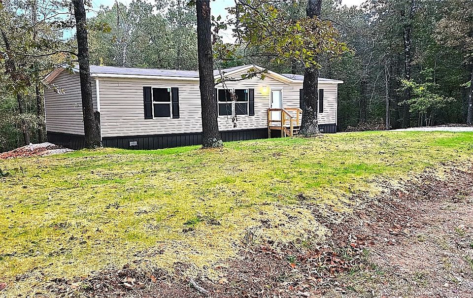 1st image of 16078 Hickory Dr