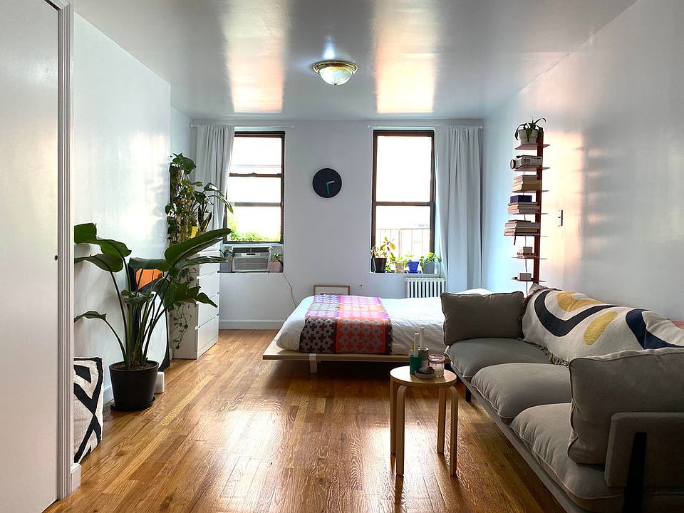 1st image of 230 E 2nd St #B3