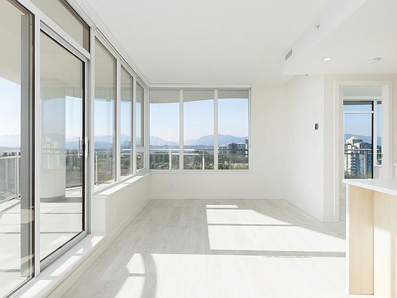 3rd image of 13318 104th Ave #1201