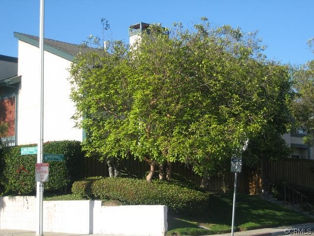 2nd image of 2715 Vanderbilt Ln Unit C