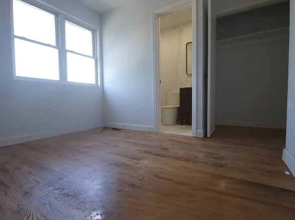 5502 Avenue L image 16 of 20