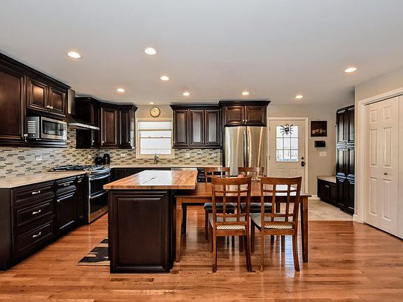 4th image of 37254 N Grandwood Dr