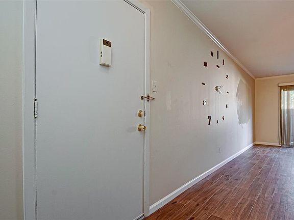 4th image of 7575 Katy Fwy APT 20