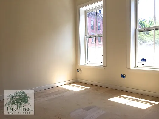 Rented by Oak Tree LLC | media 15