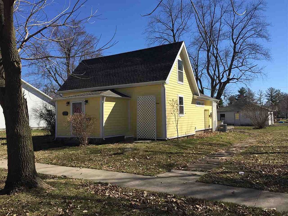 1st image of 610 S Wood St