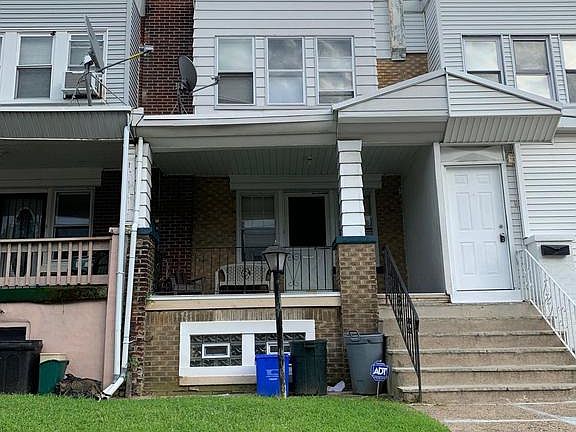 2nd image of 5832 Beaumont Ave