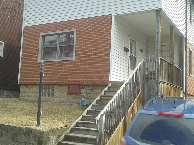 108 21st St — Photo 1