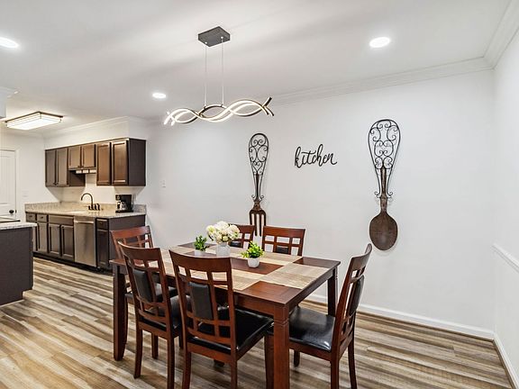 5th image of 1004 Patton Creek Ln