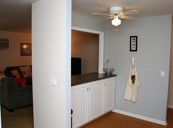 4th image of 1053 W Ogden Ave APT 349