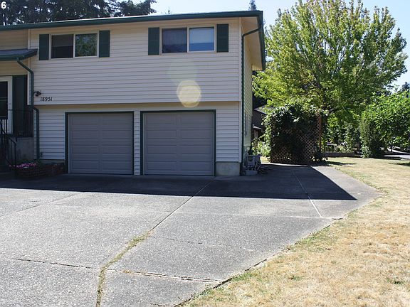 3rd image of 18951 Shenandoah Dr