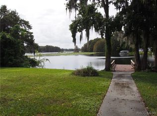 7636 E Shore Dr, Inverness, FL 34450