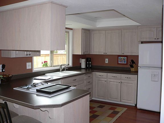 Newly Updated Kitchen