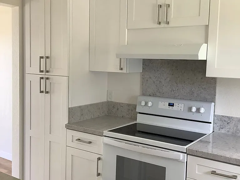 98-852 Noelani St #49 — Photo 6