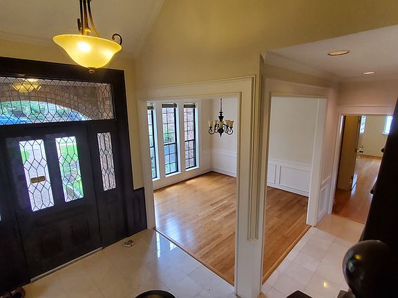 4th image of 3421 Melanie Ln