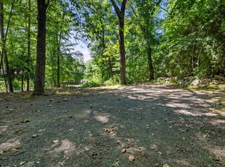 9 Bartlett Rd, Derry, NH 03038