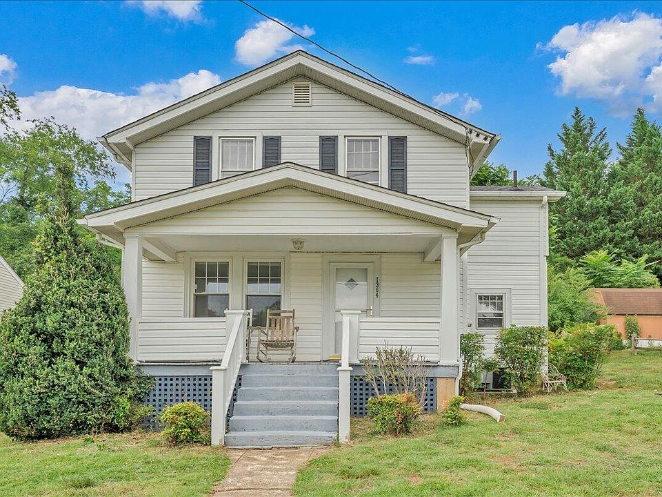 1st image of 1364 Rose Ave SE