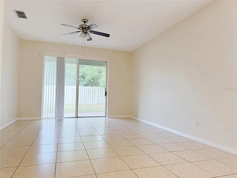 4932 Bellthorn Dr — Photo 11