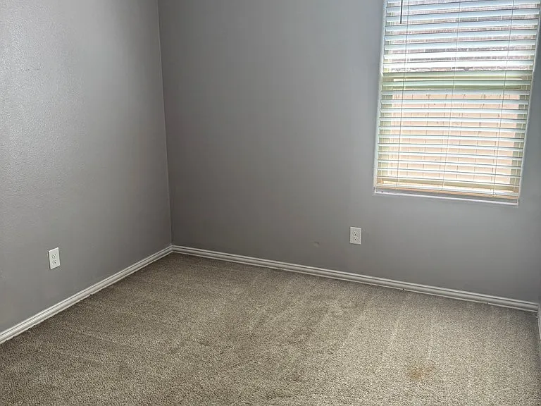 6812 Anthem — Photo 7