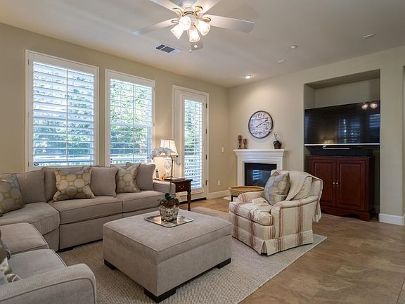 5th image of 100 Live Oak Way APT 103