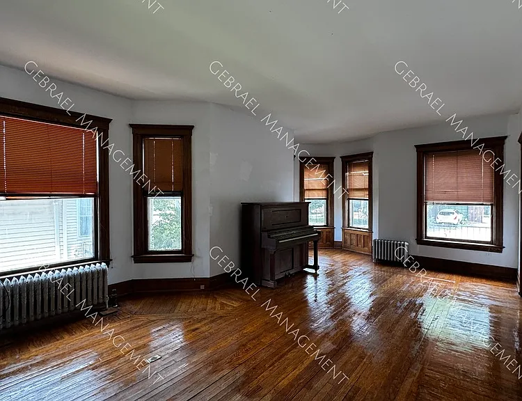 808 Stevens St — Photo 18