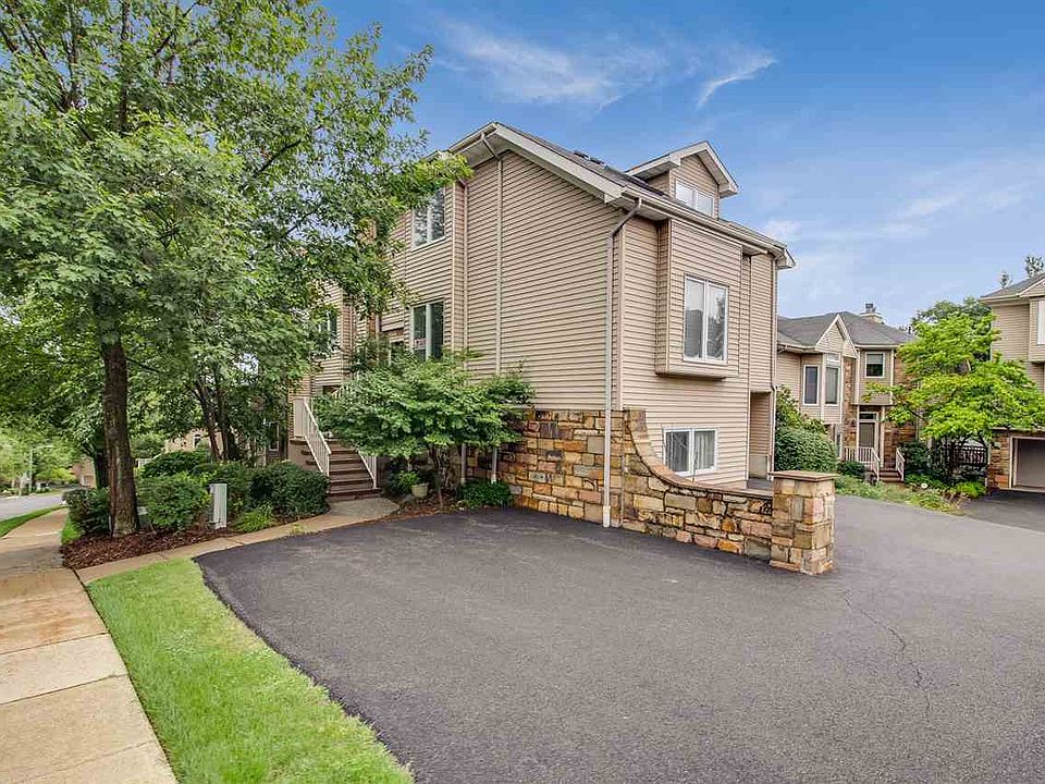 1st image of 161 Clarken Dr