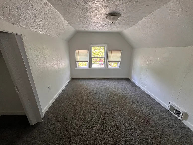 9421 Parkview Ave #2 — Photo 7