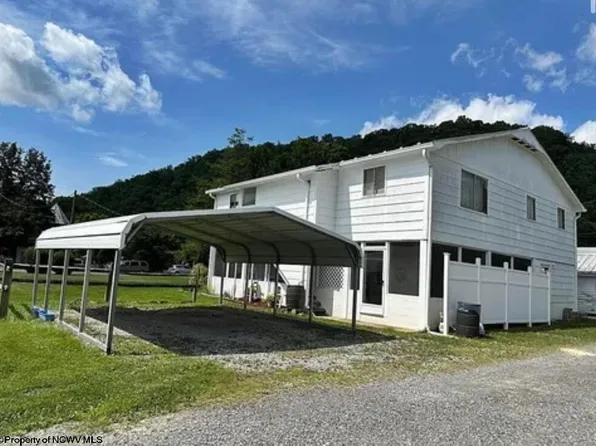 814 Curry Ln, Marlinton, WV 24954