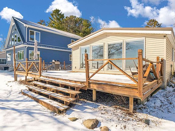 5th image of 8723 Lakeshore Rd