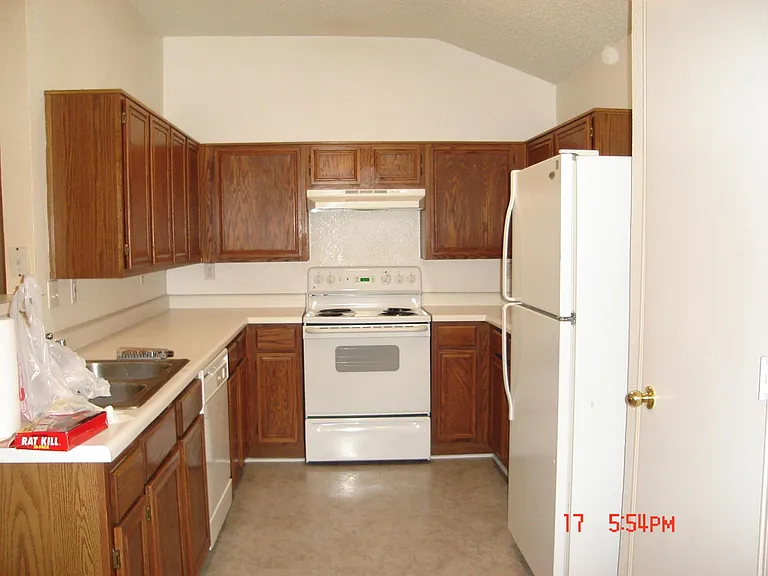 6804 Brookhaven Trl — Photo 4