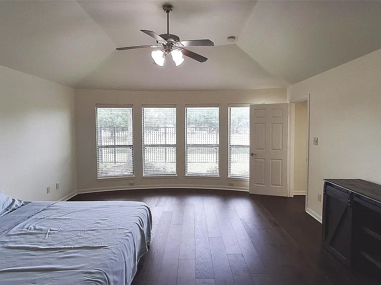 10615 Cortland Ridge Ln — Photo 24