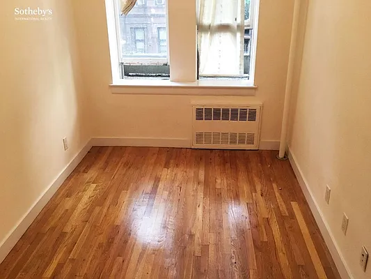 Rented by Sotheby's International Realty | media 23