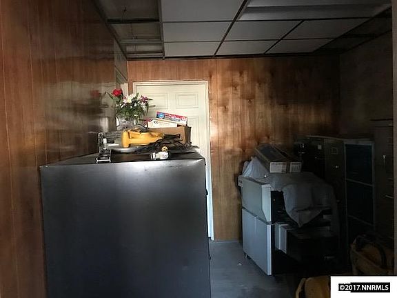 5th image of 3925 Fairview Dr
