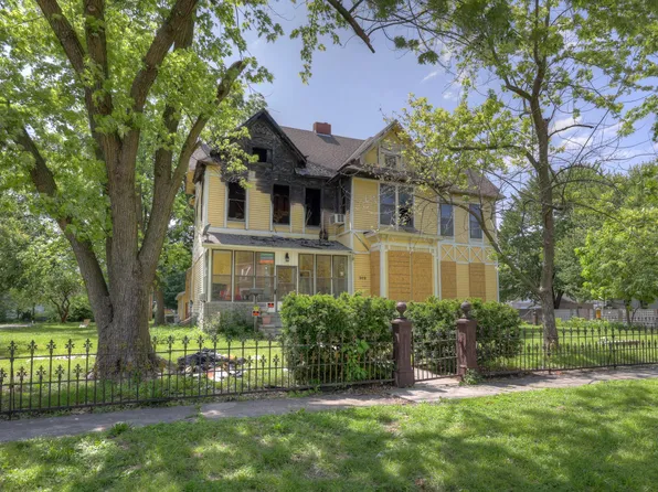 302 S Pennsylvania Street, Webb City, MO 64870
