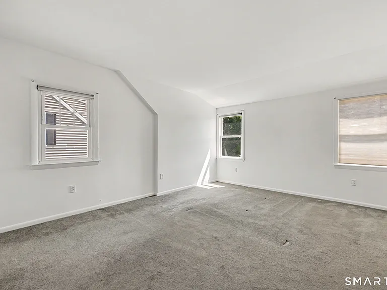 21 Victory Ct — Photo 16